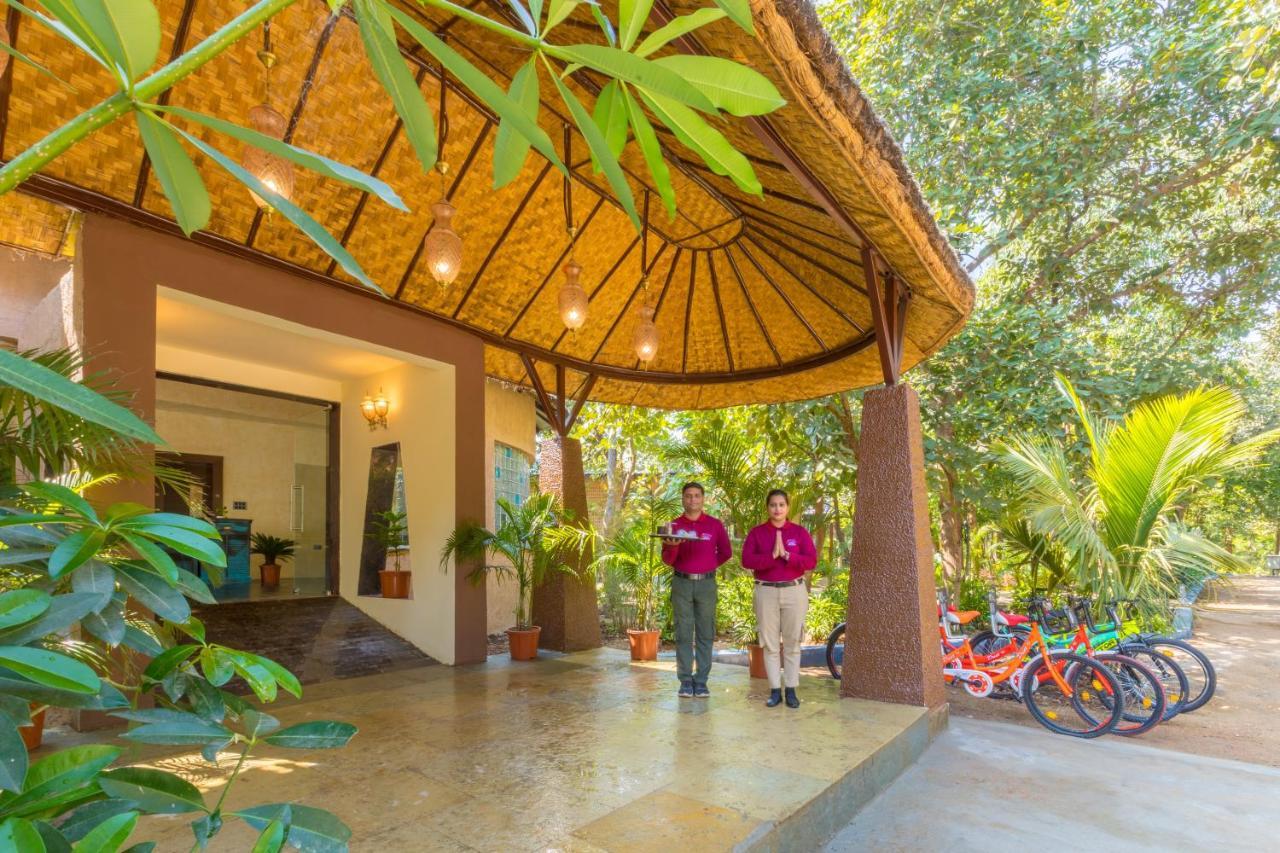 Sterling Padam Pench Khawāsa Exterior foto