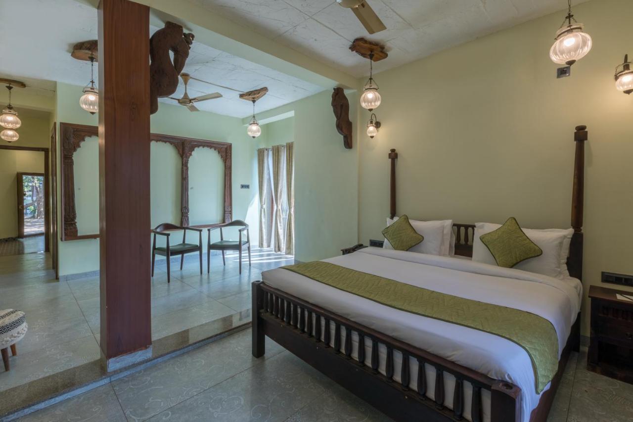 Sterling Padam Pench Khawāsa Exterior foto