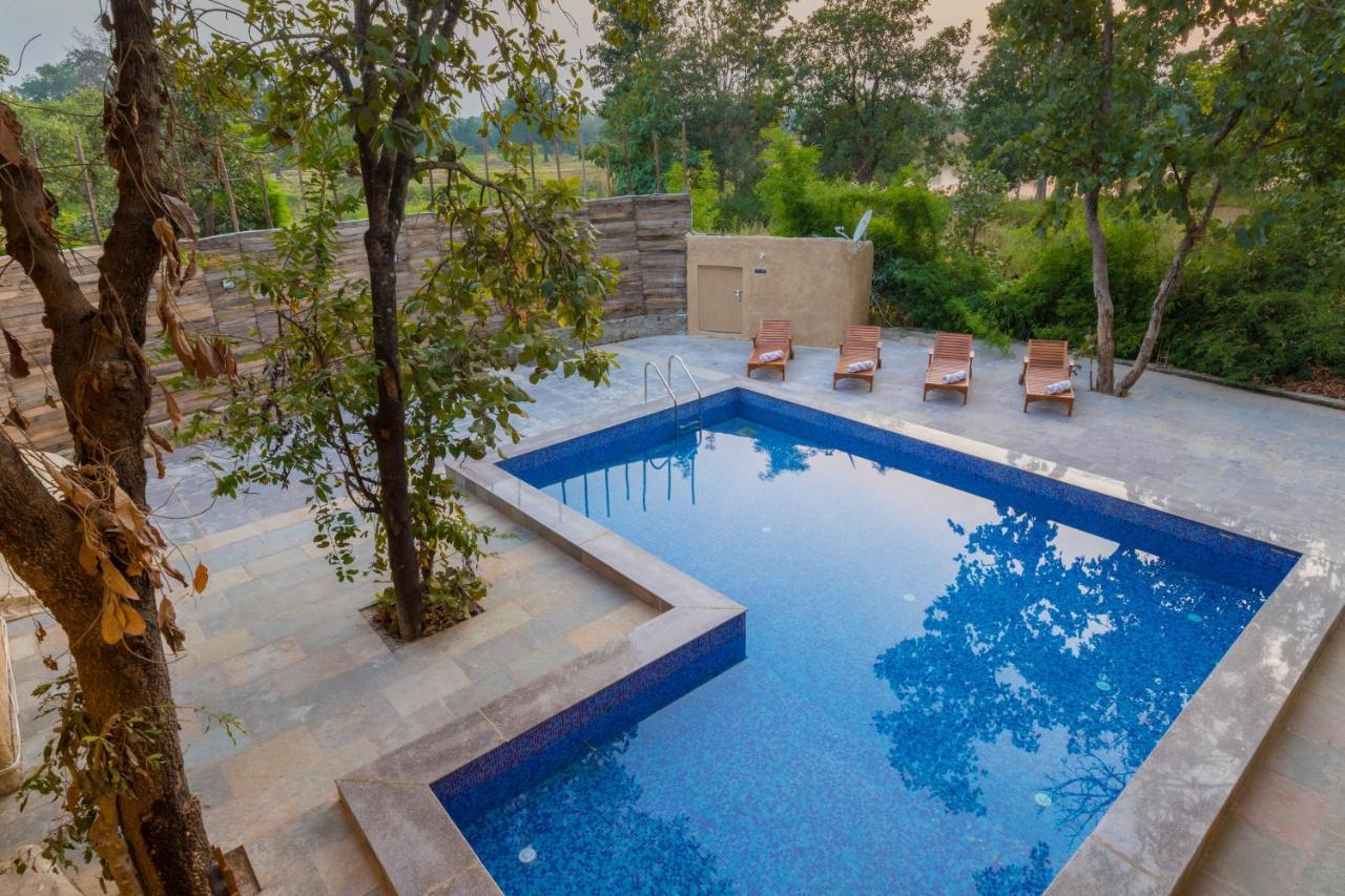 Sterling Padam Pench Khawāsa Exterior foto