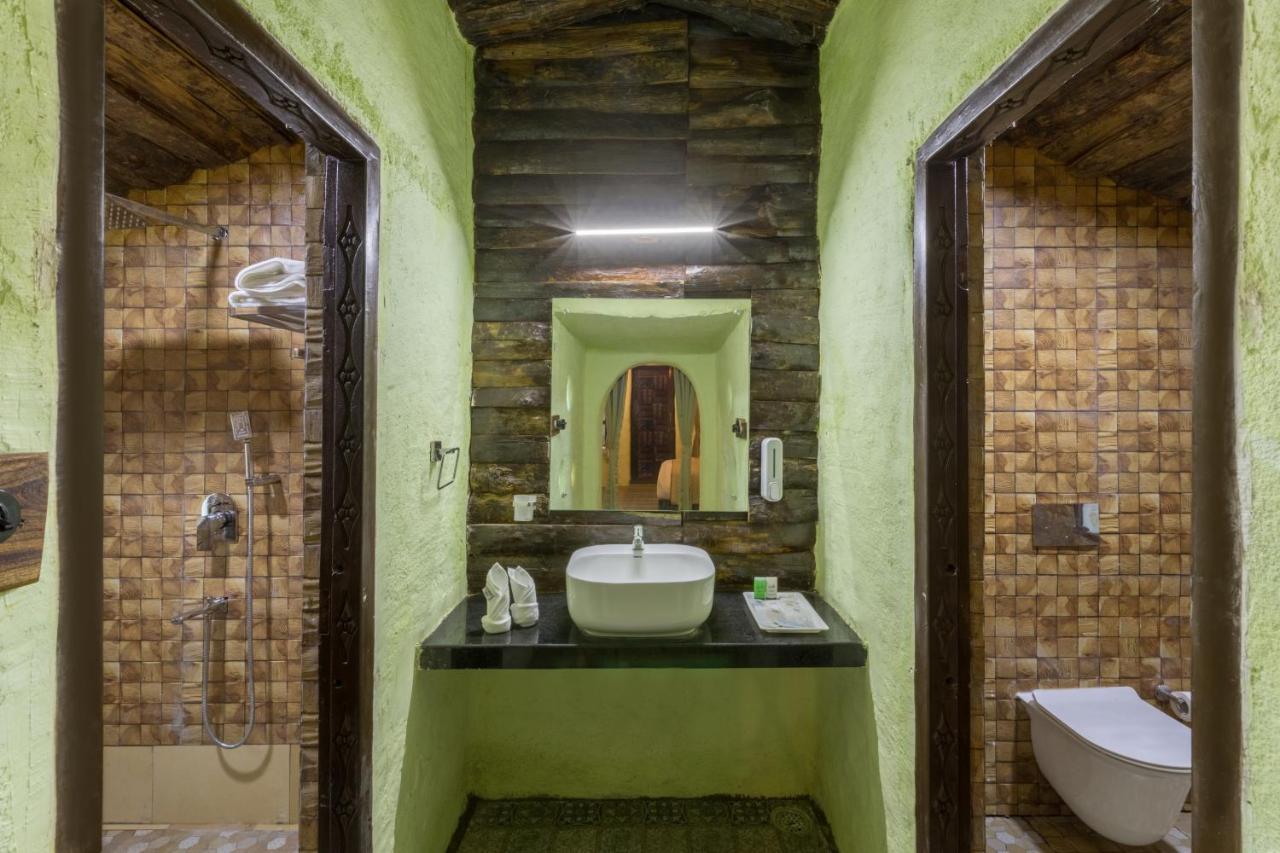 Sterling Padam Pench Khawāsa Exterior foto